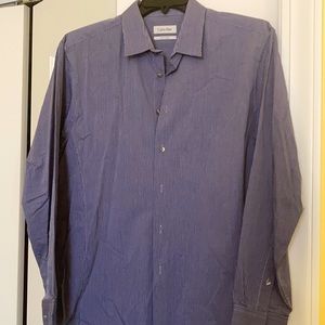 Men’s Calvin Klein shirt
